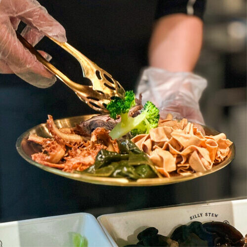 傻傻地滷好每一口滋味！傻滷新櫃開幕