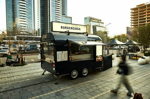只想流連在春大直 --主廚餐車為伴，創作台北都會迷人的休憩之所！